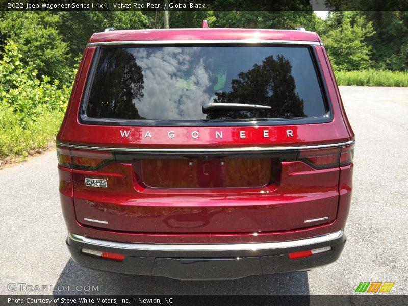 Velvet Red Pearl / Global Black 2022 Jeep Wagoneer Series I 4x4
