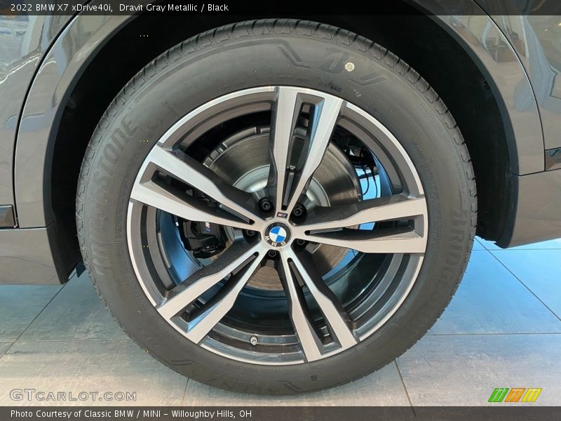 Dravit Gray Metallic / Black 2022 BMW X7 xDrive40i
