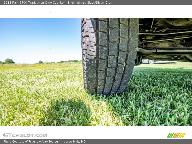 Bright White / Black/Diesel Gray 2018 Ram 3500 Tradesman Crew Cab 4x4