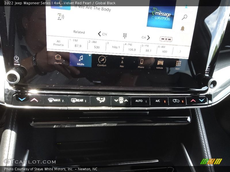 Velvet Red Pearl / Global Black 2022 Jeep Wagoneer Series I 4x4