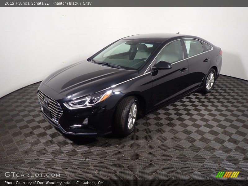 Phantom Black / Gray 2019 Hyundai Sonata SE