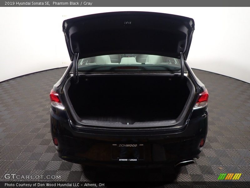 Phantom Black / Gray 2019 Hyundai Sonata SE