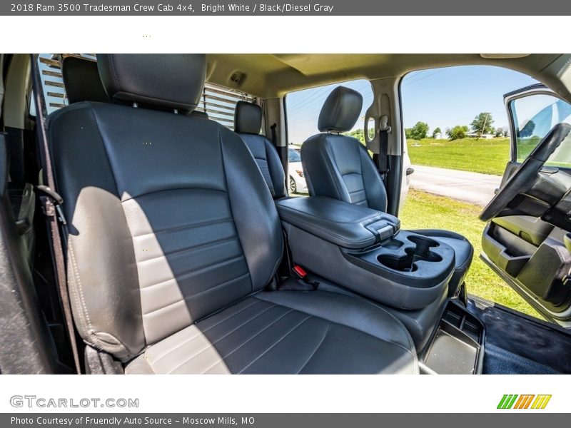 Bright White / Black/Diesel Gray 2018 Ram 3500 Tradesman Crew Cab 4x4