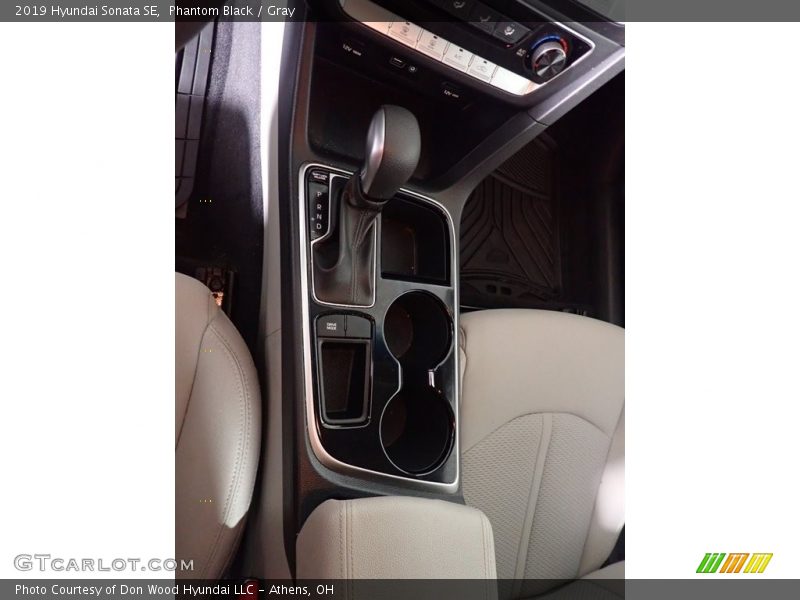 Phantom Black / Gray 2019 Hyundai Sonata SE