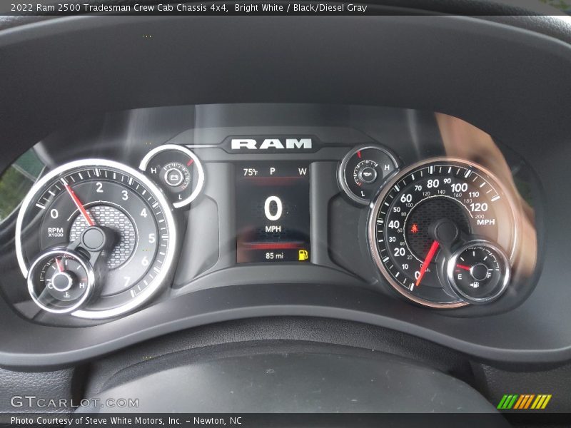 Bright White / Black/Diesel Gray 2022 Ram 2500 Tradesman Crew Cab Chassis 4x4
