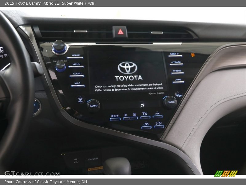 Super White / Ash 2019 Toyota Camry Hybrid SE
