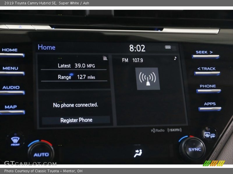 Super White / Ash 2019 Toyota Camry Hybrid SE