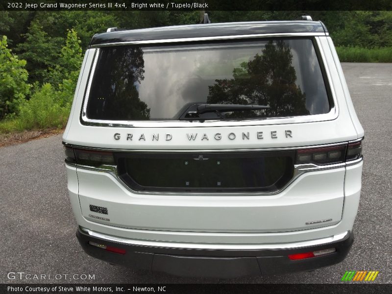 Bright white / Tupelo/Black 2022 Jeep Grand Wagoneer Series III 4x4