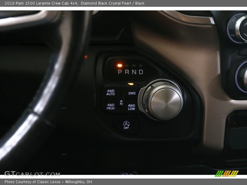 Diamond Black Crystal Pearl / Black 2019 Ram 1500 Laramie Crew Cab 4x4