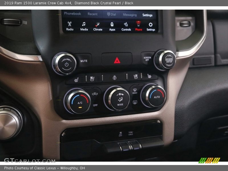 Diamond Black Crystal Pearl / Black 2019 Ram 1500 Laramie Crew Cab 4x4