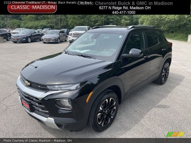 Mosaic Black Metallic / Jet Black 2022 Chevrolet TrailBlazer LT