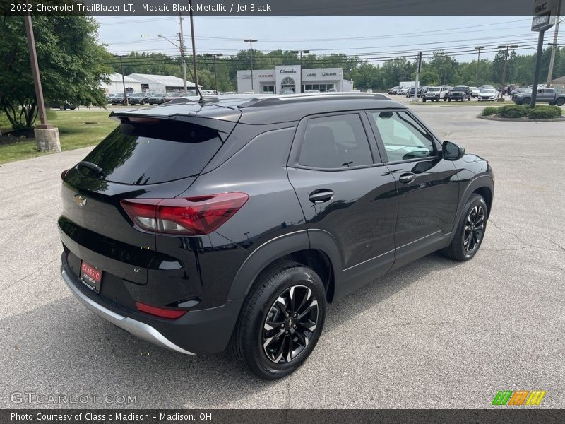 Mosaic Black Metallic / Jet Black 2022 Chevrolet TrailBlazer LT