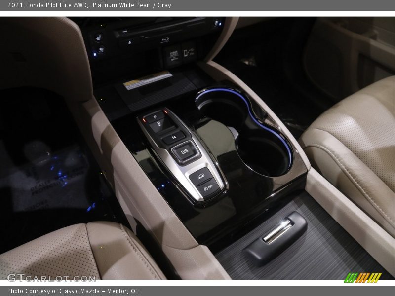 Platinum White Pearl / Gray 2021 Honda Pilot Elite AWD