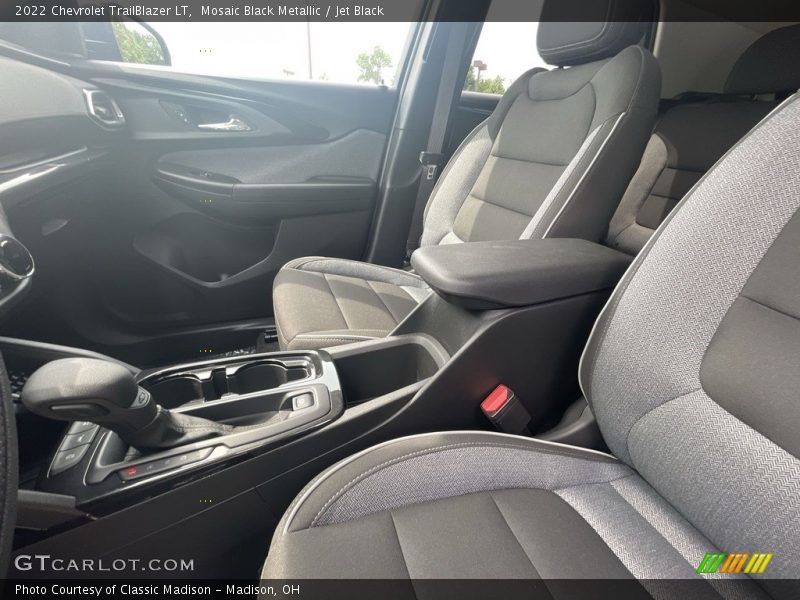 Mosaic Black Metallic / Jet Black 2022 Chevrolet TrailBlazer LT
