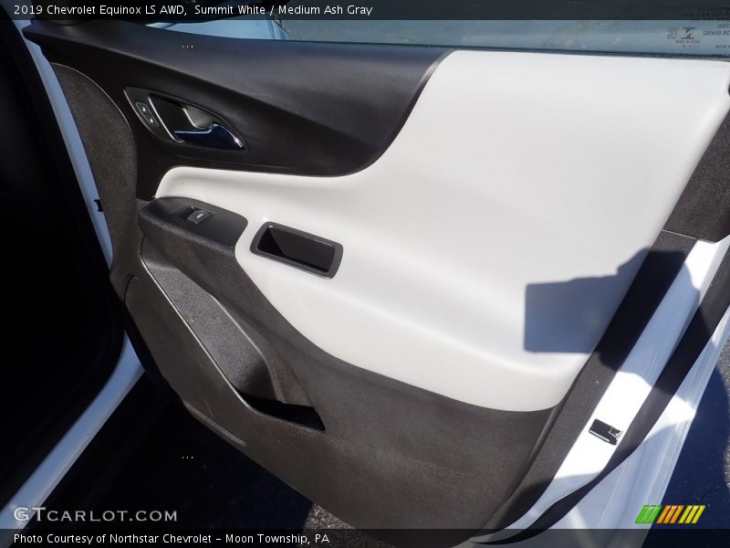 Summit White / Medium Ash Gray 2019 Chevrolet Equinox LS AWD