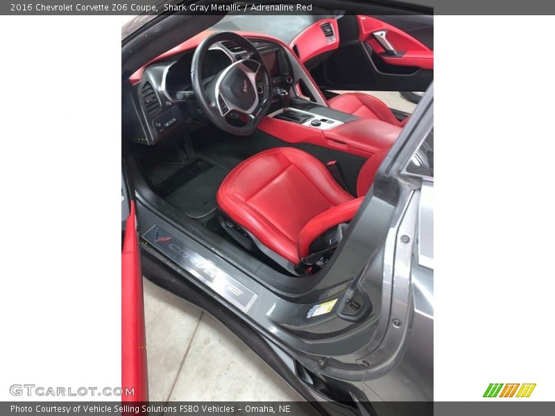 Shark Gray Metallic / Adrenaline Red 2016 Chevrolet Corvette Z06 Coupe