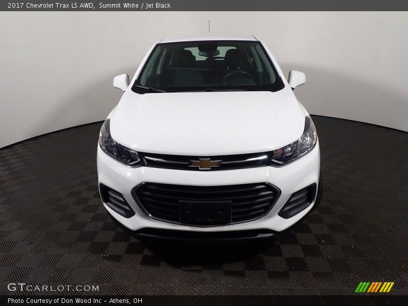 Summit White / Jet Black 2017 Chevrolet Trax LS AWD