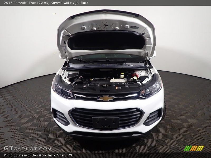 Summit White / Jet Black 2017 Chevrolet Trax LS AWD