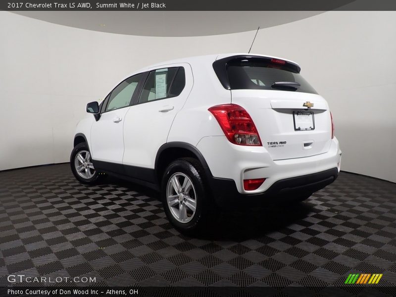 Summit White / Jet Black 2017 Chevrolet Trax LS AWD