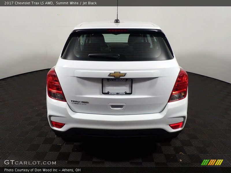 Summit White / Jet Black 2017 Chevrolet Trax LS AWD