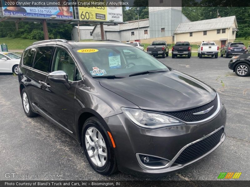 Granite Crystal Metallic / Alloy/Black 2020 Chrysler Pacifica Limited