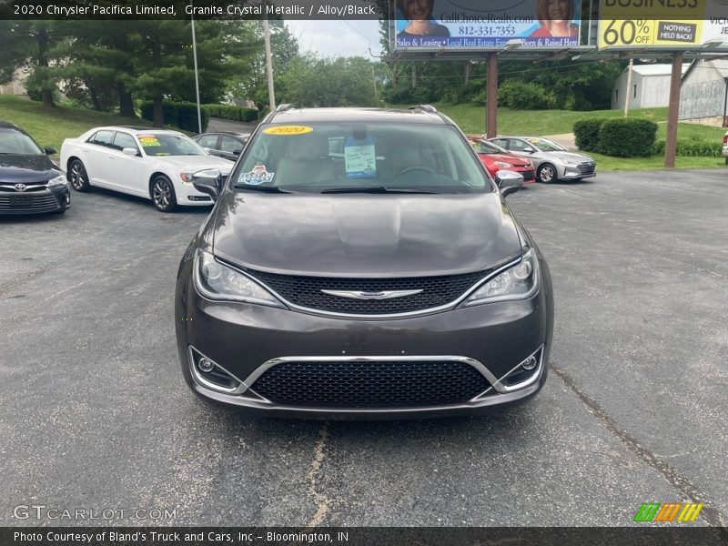 Granite Crystal Metallic / Alloy/Black 2020 Chrysler Pacifica Limited
