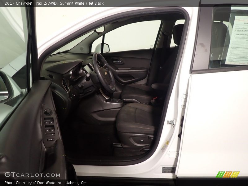 Summit White / Jet Black 2017 Chevrolet Trax LS AWD