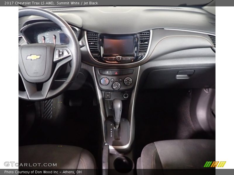 Summit White / Jet Black 2017 Chevrolet Trax LS AWD