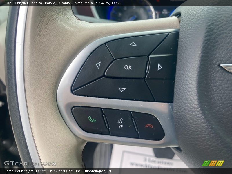 Granite Crystal Metallic / Alloy/Black 2020 Chrysler Pacifica Limited