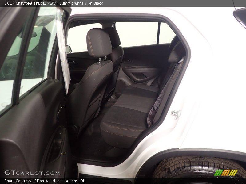 Summit White / Jet Black 2017 Chevrolet Trax LS AWD