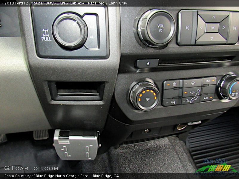Race Red / Earth Gray 2018 Ford F250 Super Duty XL Crew Cab 4x4