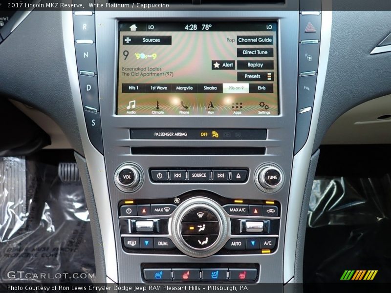 White Platinum / Cappuccino 2017 Lincoln MKZ Reserve