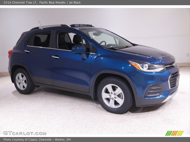 Pacific Blue Metallic / Jet Black 2019 Chevrolet Trax LT