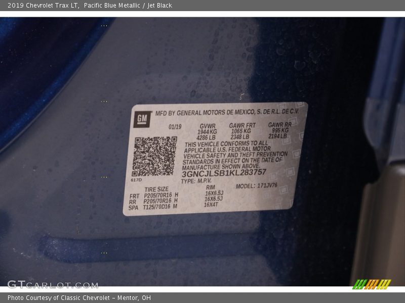 Pacific Blue Metallic / Jet Black 2019 Chevrolet Trax LT