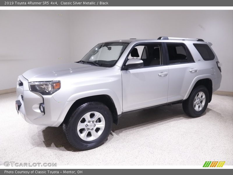 Classic Silver Metallic / Black 2019 Toyota 4Runner SR5 4x4