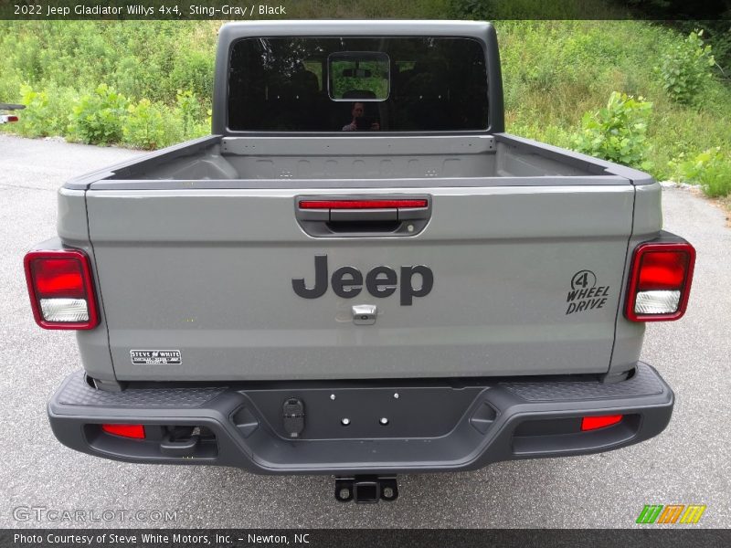 Sting-Gray / Black 2022 Jeep Gladiator Willys 4x4