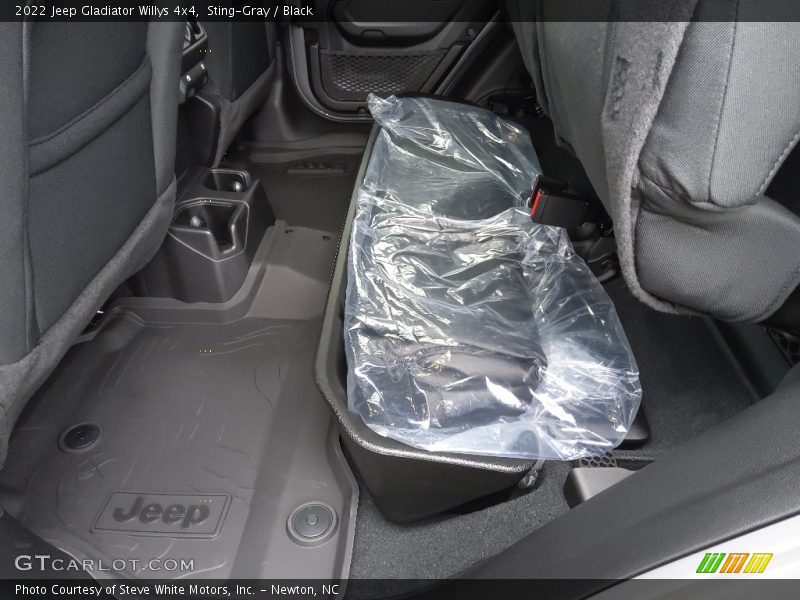 Sting-Gray / Black 2022 Jeep Gladiator Willys 4x4