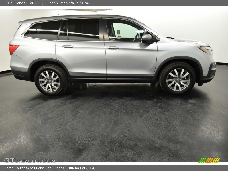 Lunar Silver Metallic / Gray 2019 Honda Pilot EX-L