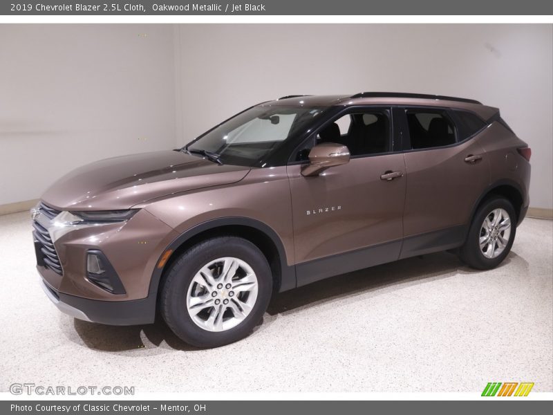 Oakwood Metallic / Jet Black 2019 Chevrolet Blazer 2.5L Cloth