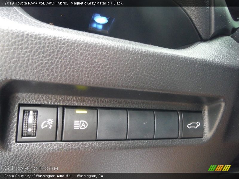 Magnetic Gray Metallic / Black 2019 Toyota RAV4 XSE AWD Hybrid