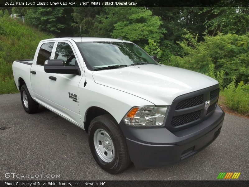 Front 3/4 View of 2022 1500 Classic Crew Cab 4x4