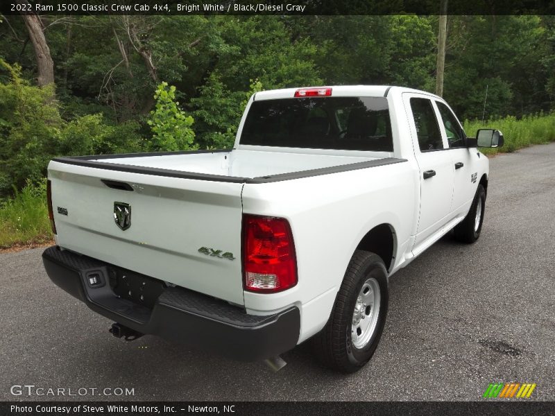 Bright White / Black/Diesel Gray 2022 Ram 1500 Classic Crew Cab 4x4