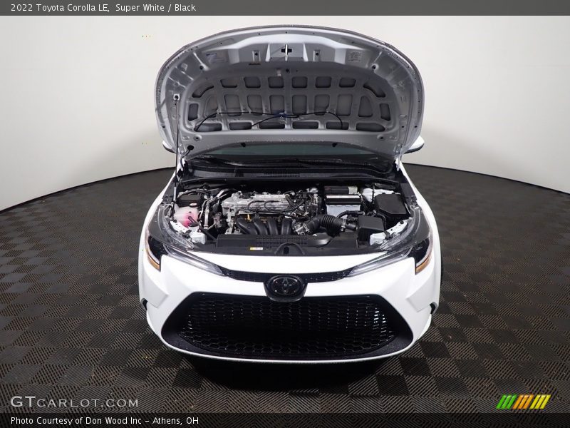 Super White / Black 2022 Toyota Corolla LE