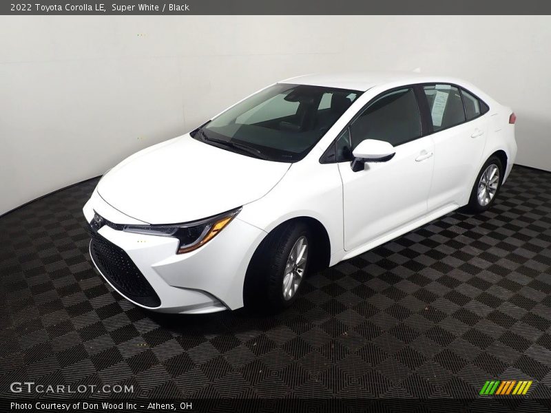 Super White / Black 2022 Toyota Corolla LE
