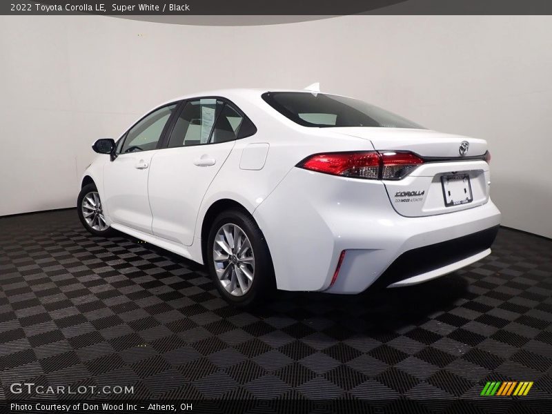 Super White / Black 2022 Toyota Corolla LE