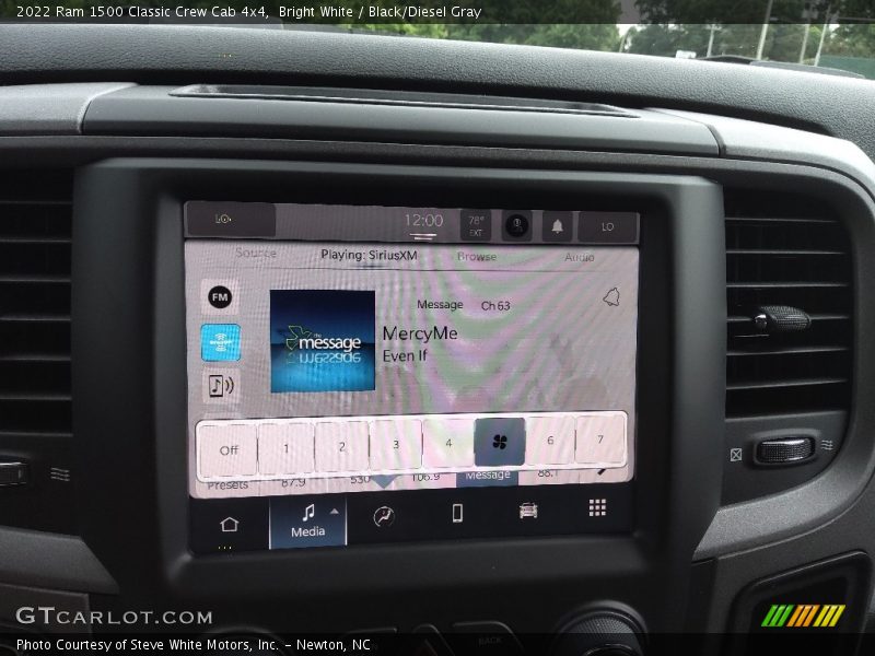 Bright White / Black/Diesel Gray 2022 Ram 1500 Classic Crew Cab 4x4