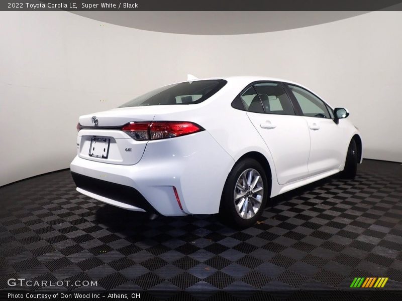 Super White / Black 2022 Toyota Corolla LE