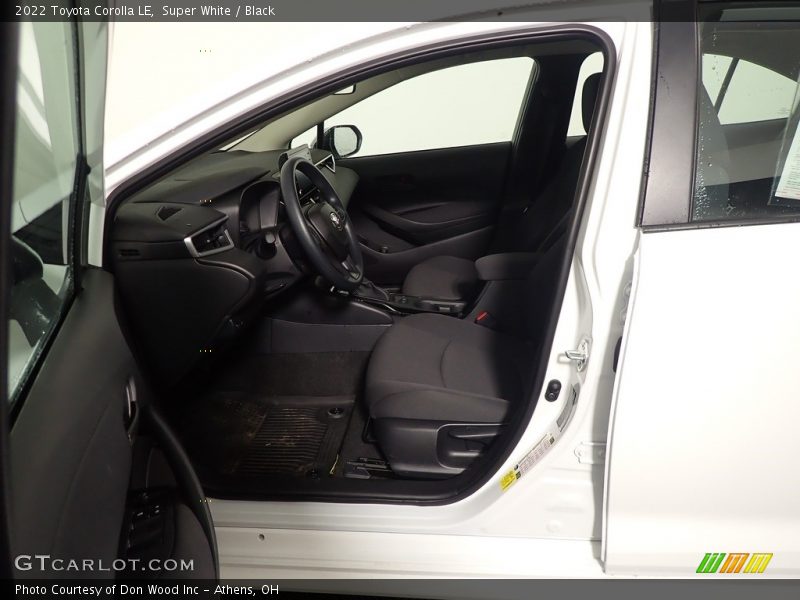 Super White / Black 2022 Toyota Corolla LE