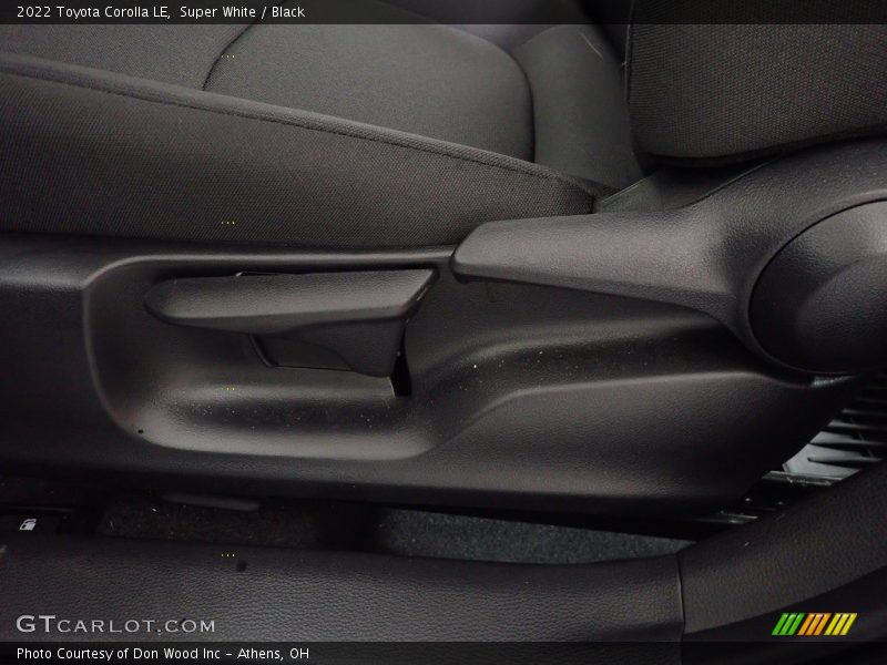 Super White / Black 2022 Toyota Corolla LE