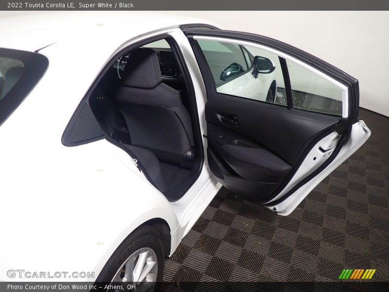 Super White / Black 2022 Toyota Corolla LE